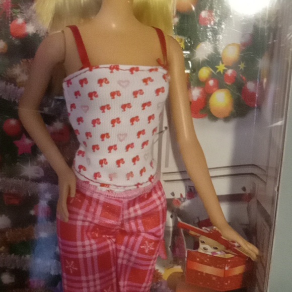 Barbie Doll Happy Holiday P.J's 2014 - Picture 3 of 4
